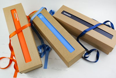 Corviscom personalisierter Karton