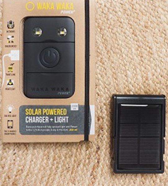 Green Earth Waka Waka Solarpower und Licht