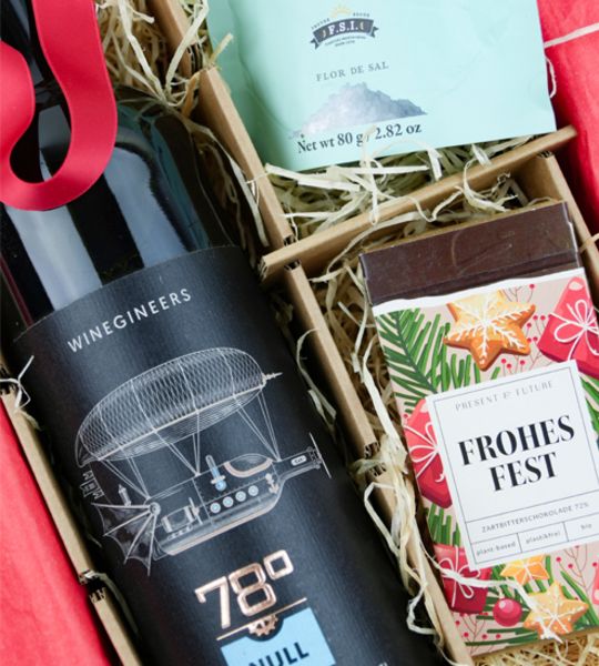 corviscom Geschenkpaket „Weihnachtsgruß vegan” mit Raccoon
