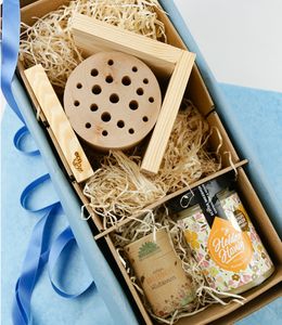 corviscom Geschenkpaket Bienen Bed and Breakfast
