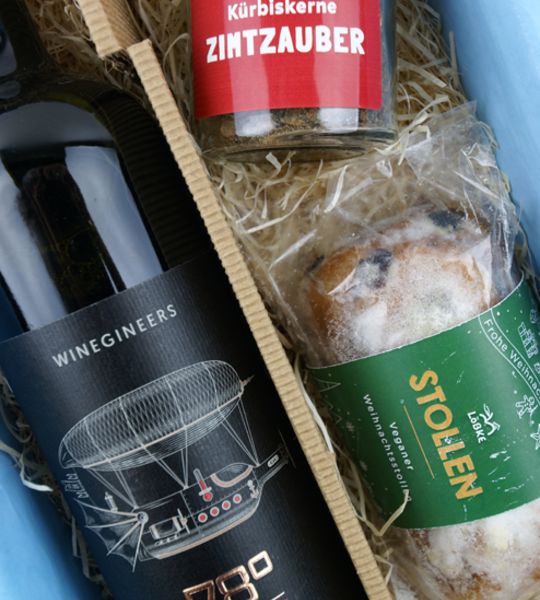 corviscom Geschenkpaket Weihnachtsgruss Classic vegan Stollen